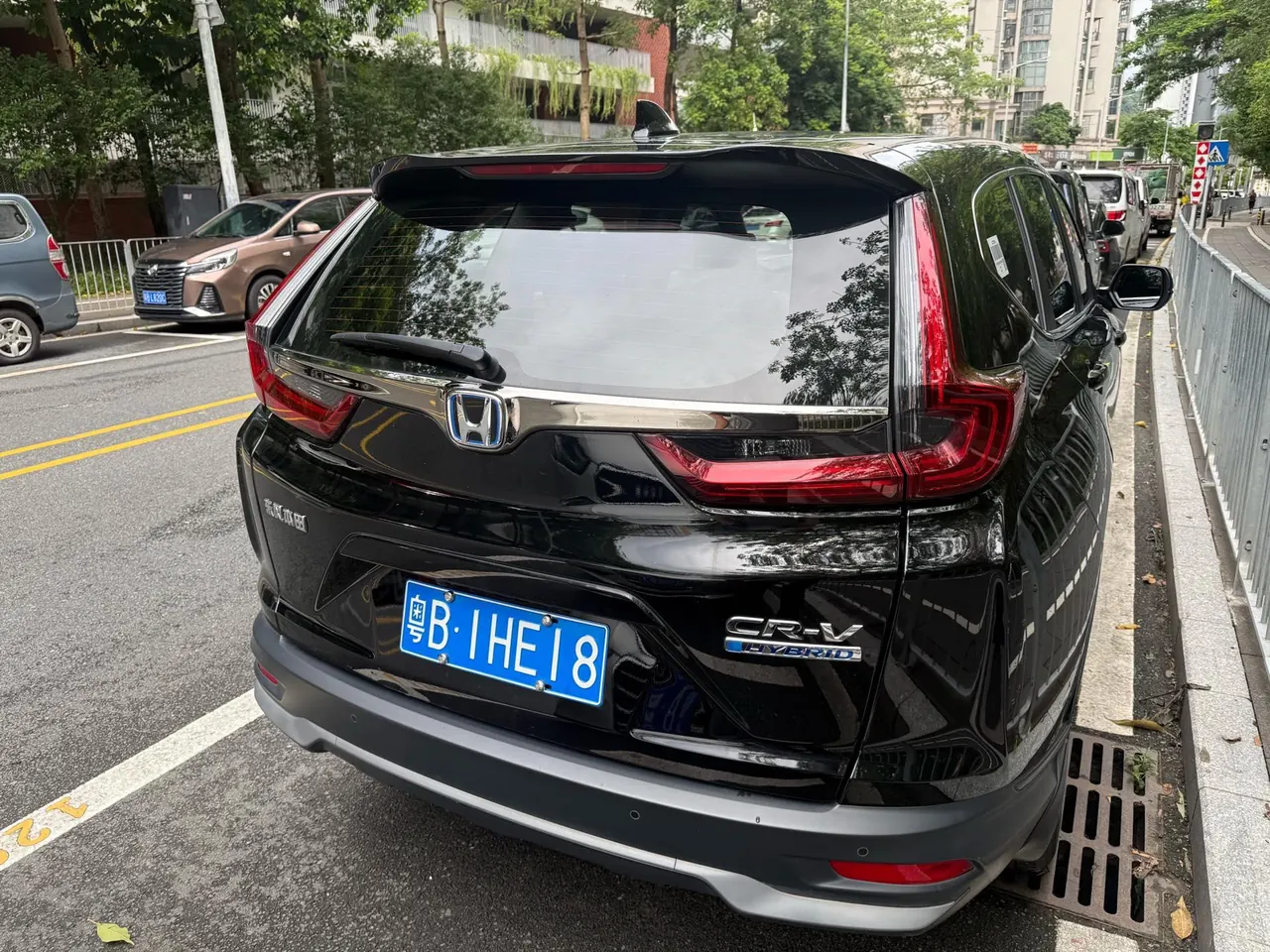 Honda 2021 CR-V hybrid 2.0 stepless two-wheel drive sharp and net speed version automatic transmission 4
