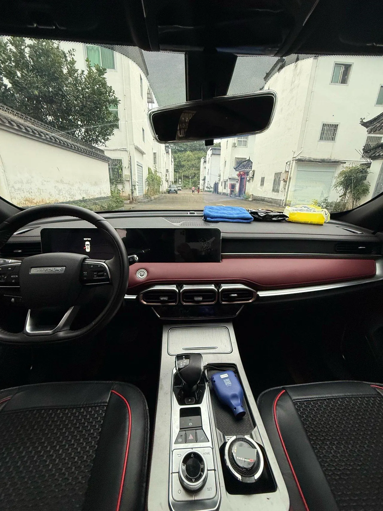 Jetour 2024 X70 PLUS 1.5T Champion Edition MAX7 Automatic Gear 6