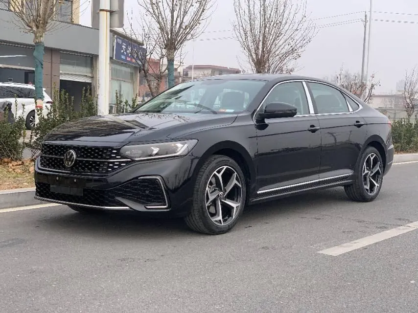 Volkswagen 2026 Passat 2.0TSI 380TSI outstanding star dragon version automatic gear - View 1