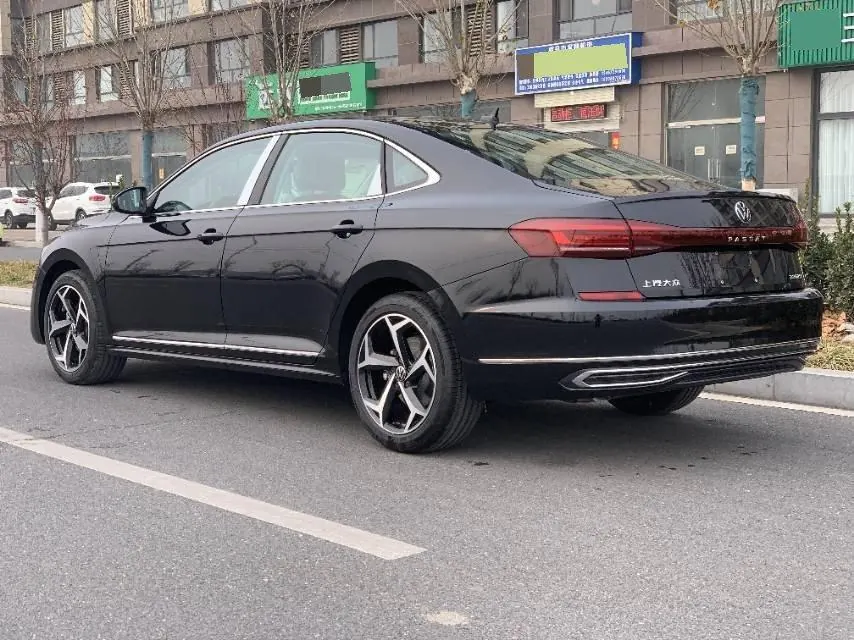 Volkswagen 2026 Passat 2.0TSI 380TSI outstanding star dragon version automatic gear 4