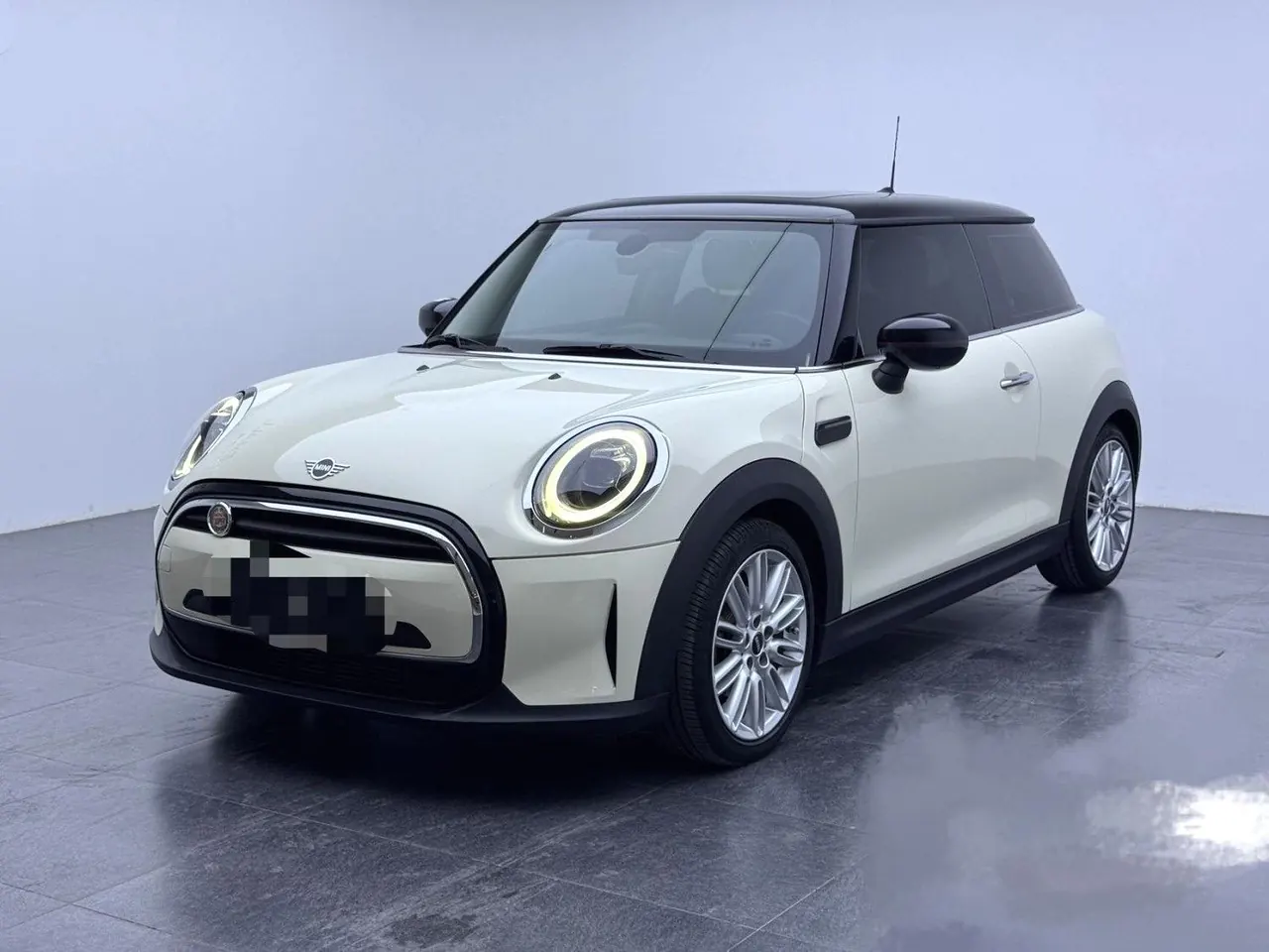 Open image lightbox: MINI Mini (imported) 2022 Mini Cooper 1.5T classic (modified) automatic gear