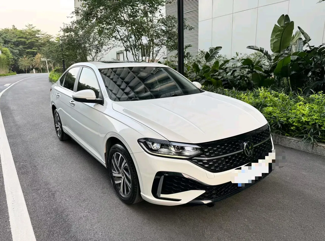 Volkswagen 2024 LaVida 1.5 Star 5 Million Edition Automatic Gear 2