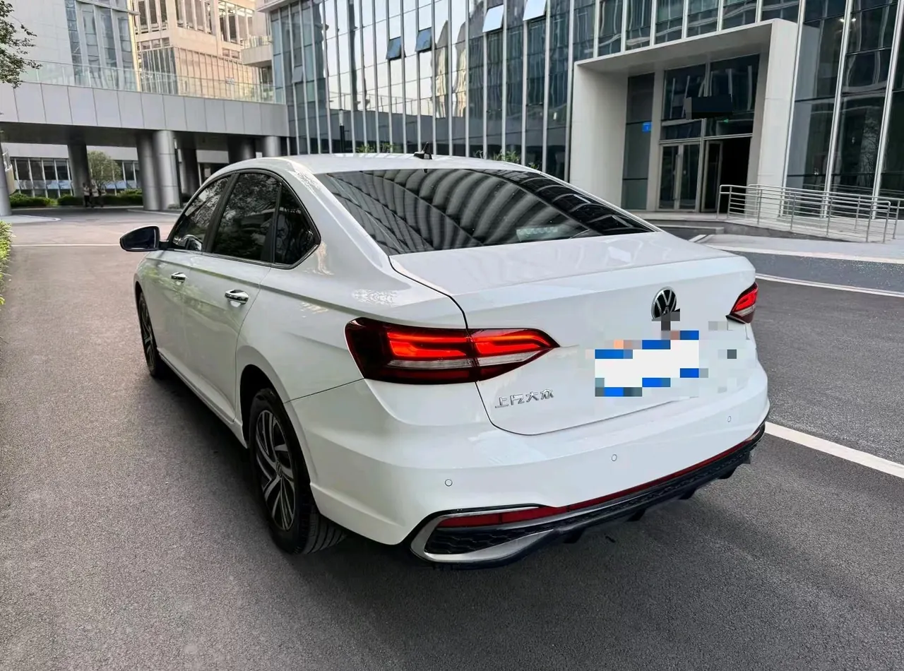 Volkswagen 2024 LaVida 1.5 Star 5 Million Edition Automatic Gear 5