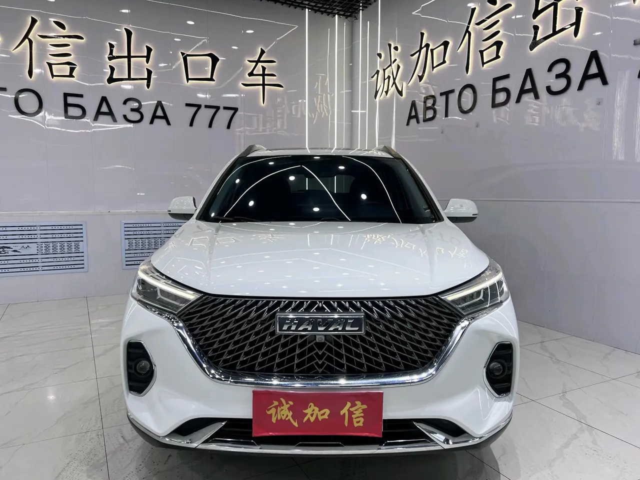 Haval 2021 M6 PLUS 1.5T Luxury Smart Joint Automatic Gear 2