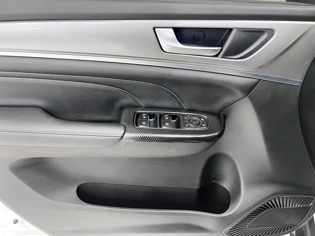 Haval 2021 M6 PLUS 1.5T Luxury Smart Joint Automatic Gear 8