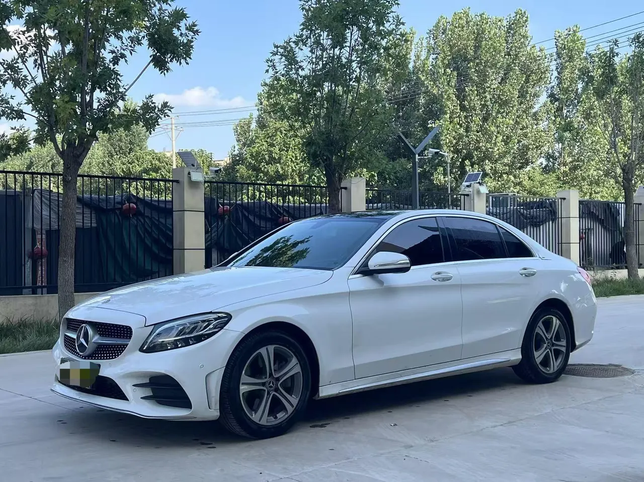 Mercedes Benz Class C 2020 C 260 L 48V 1.5T Sports Edition Automatic Gear - View 1