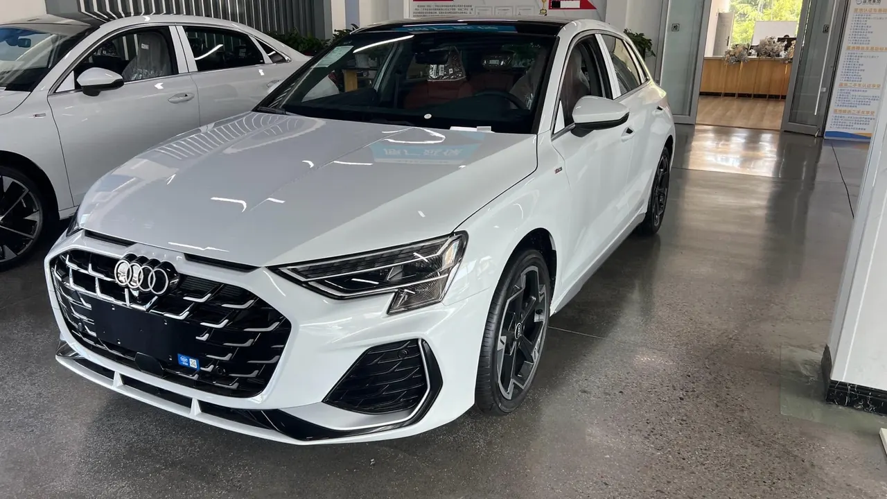 Audi 2026 A3 Sportback 1.5TFSI 35TFSI Flying Premium (Modified) Automatic Gear - View 1