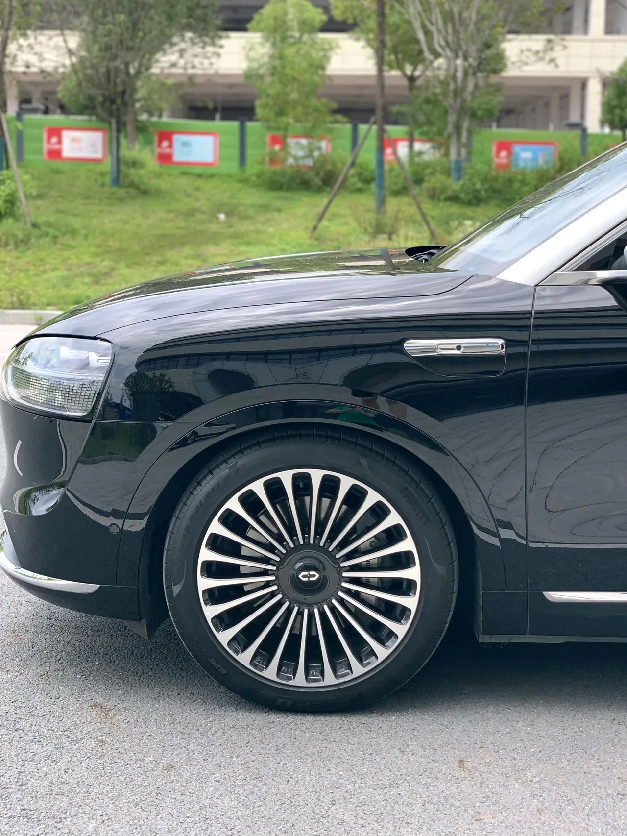 AITO 2024 AITO M9 extended range Max version 52kWh automatic gear 4