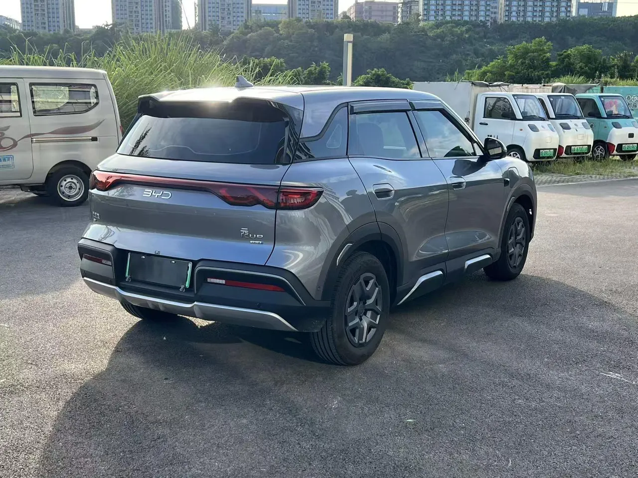 BYD 2025 Yuan UP Smart Driving 401KM Vital Automatic Gear 8