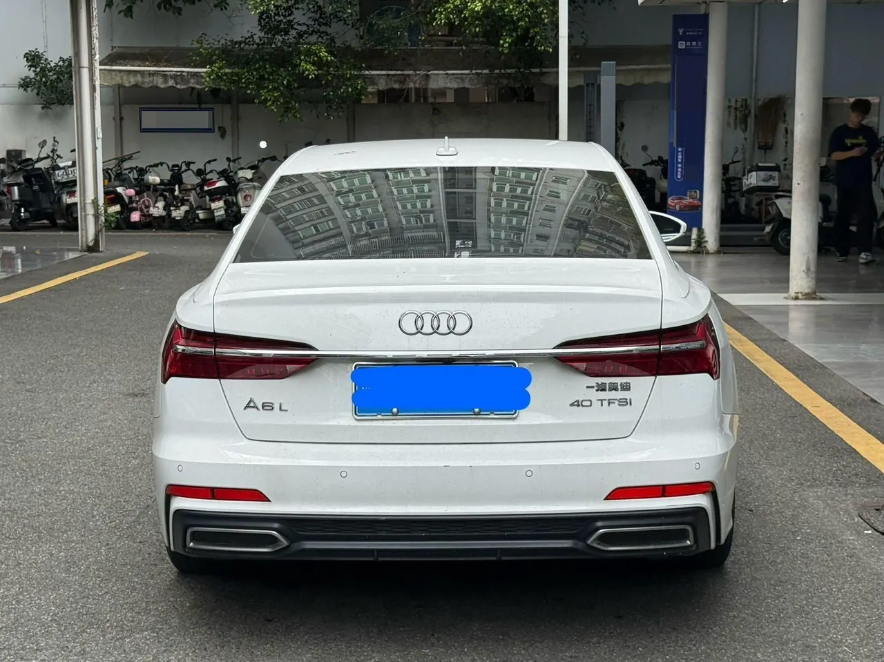 Audi 2020 A6L 2.0TFSI 40TFSI Deluxe Dynamic Automatic 3