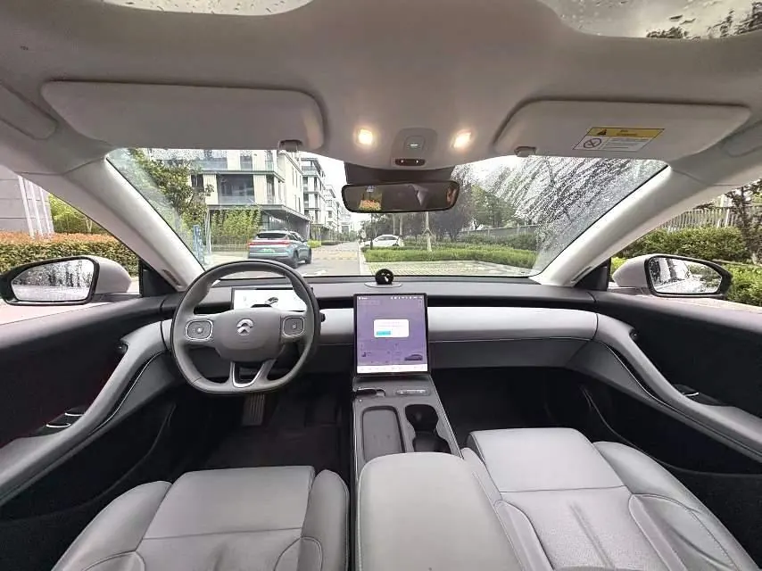 NIO 2022 ET5 75kWh automatic gear 5