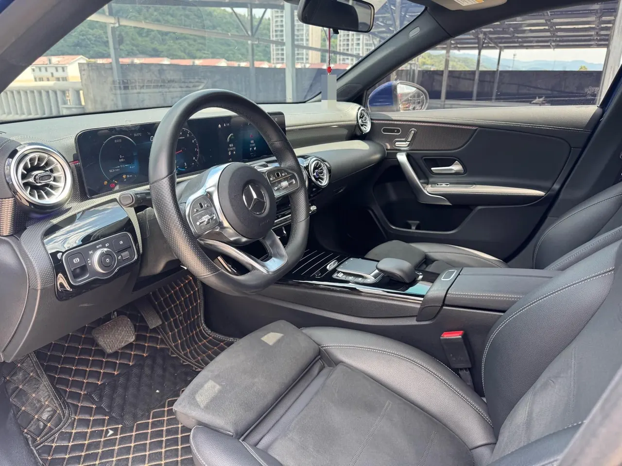 Mercedes Benz Class A 2022 A 200 L 1.3T Fashion (Change 3) Automatic 4