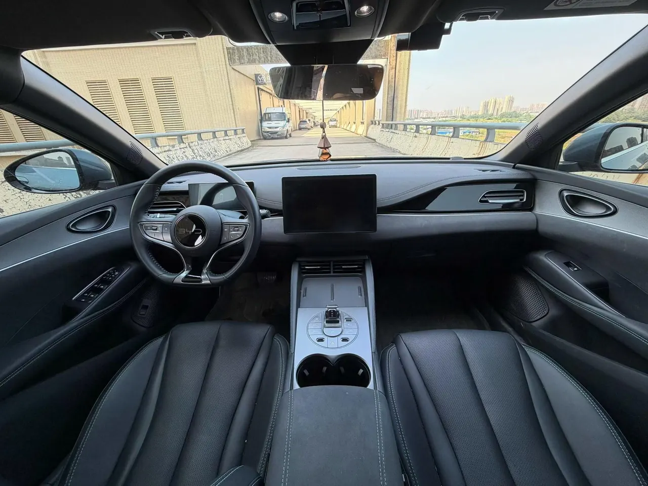 BYD 2023 Qin PLUS DM-i 1.5 stepless champion version excellent 120KM automatic gear 5
