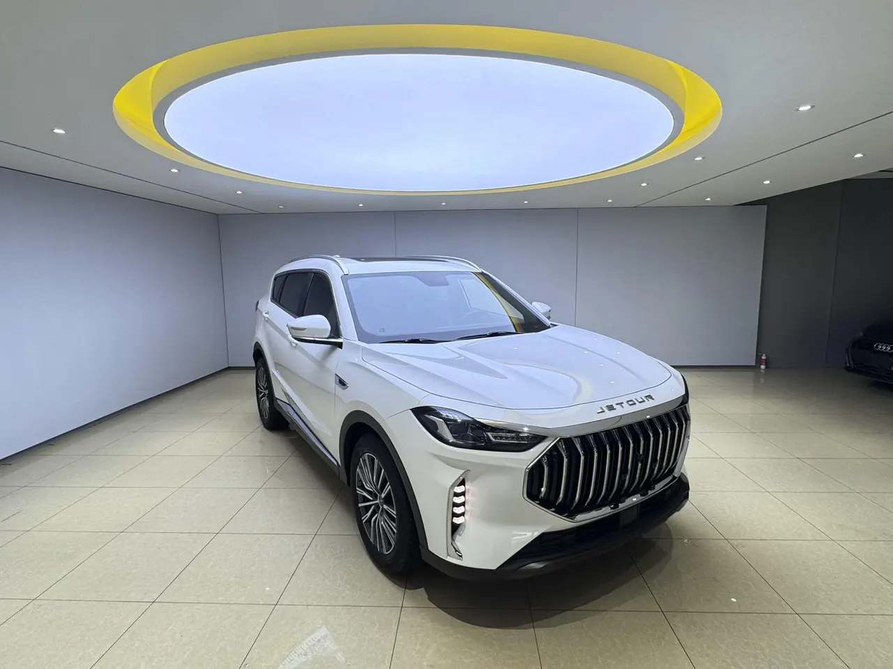 Jetour 2023 X70 PLUS 1.5T Brave PLUS7 Automatic Gear 3