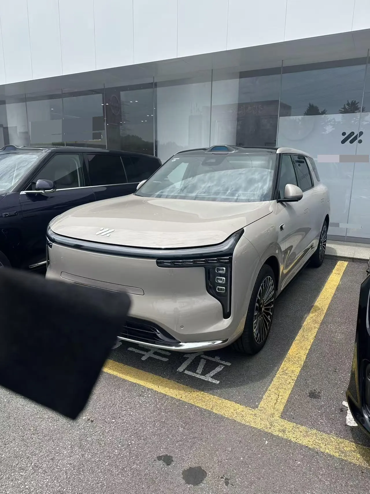 Открыть галерею: IM 2026 IM LS8 66 Ultra Technology Flagship Large Five-seater Automatic Transmission