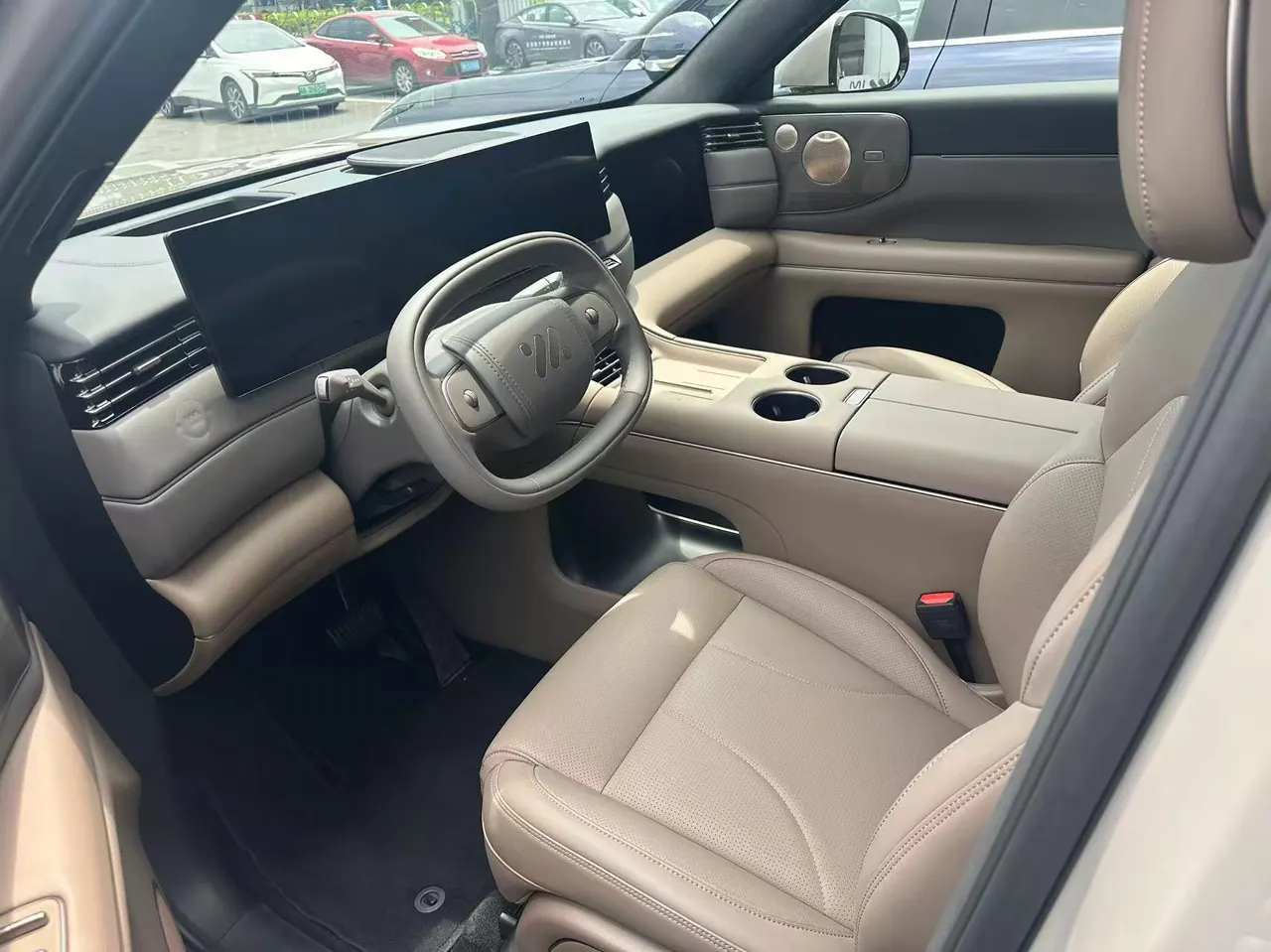 IM 2026 IM LS8 66 Ultra Technology Flagship Large Five-seater Automatic Transmission 4