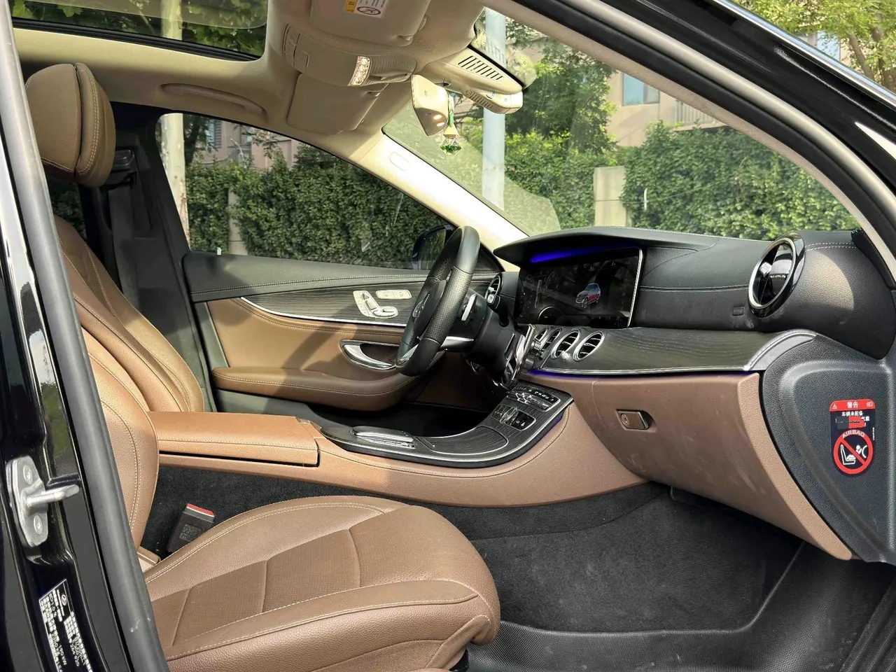 Mercedes Benz E Class 2020 E 300 L 2.0T Sports Fashion (Modified) Automatic Gear 12