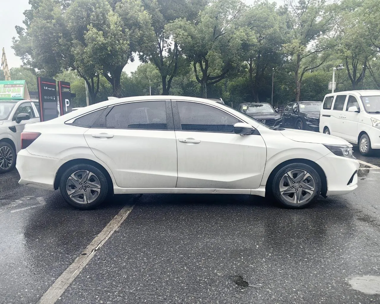 Honda 2022 Enjoy Domain 1.0T Stepless 180TURBO Enjoy Edition Automatic Gear 2
