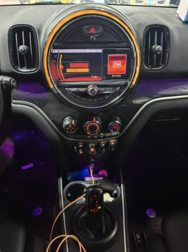 MINI Countryman (Imported) 2020 Cooper Countryman All 4 1.5T Connoisseur Automatic Gear 6