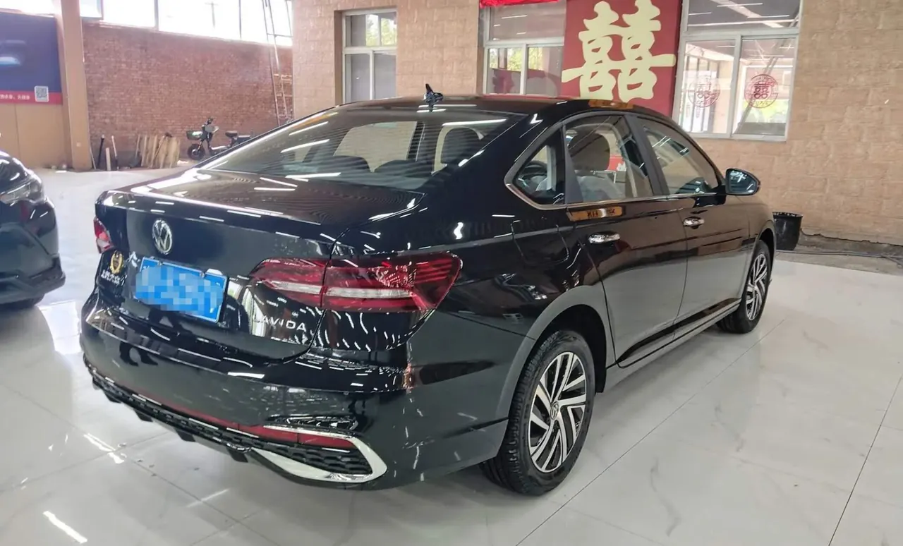 Volkswagen 2026 LaVida 1.5 Star 5 Million Edition Automatic Gear 2