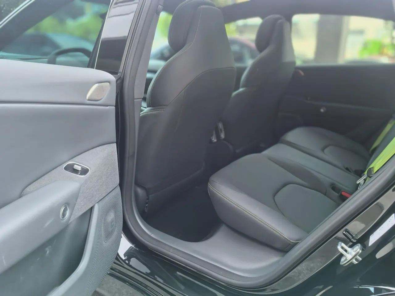 ARCFOX 2026 α S 5 630 yuan Environment Intelligence Edition 185kW Automatic Gear 3