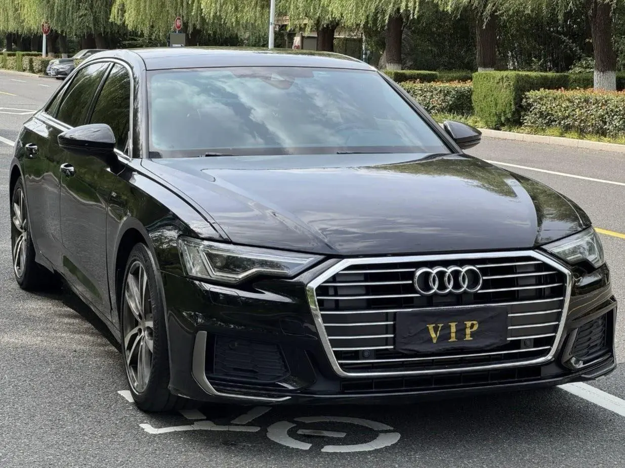 Audi 2022 A6L 2.0TFSI 40TFSI Deluxe Dynamic Automatic 3