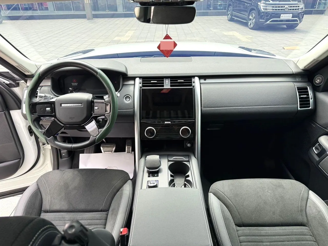 Land Rover found (imported) 2021 found 5 48V 3.0T 360PS R-Dynamic S automatic gear 7