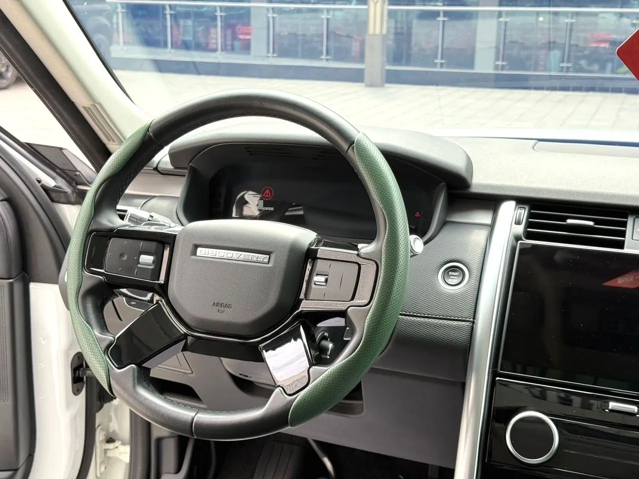 Land Rover found (imported) 2021 found 5 48V 3.0T 360PS R-Dynamic S automatic gear 9