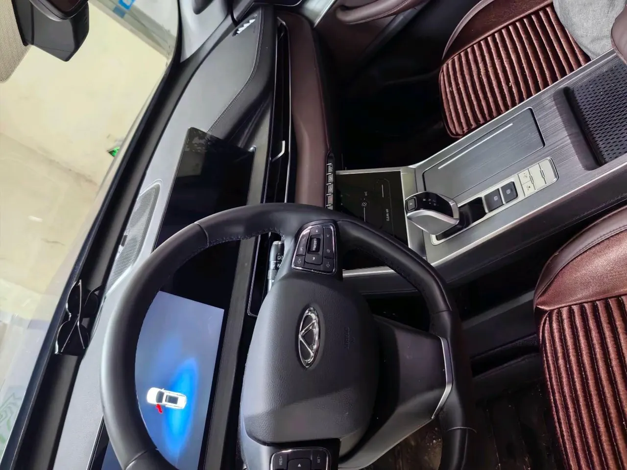 Chery 2025 Ruihu 7 1.5T Stepless Excellence Deluxe Automatic Gear 3