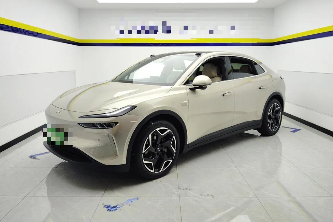 ONVO 2025 L60 60kWh four-wheel drive version automatic gear - View 1