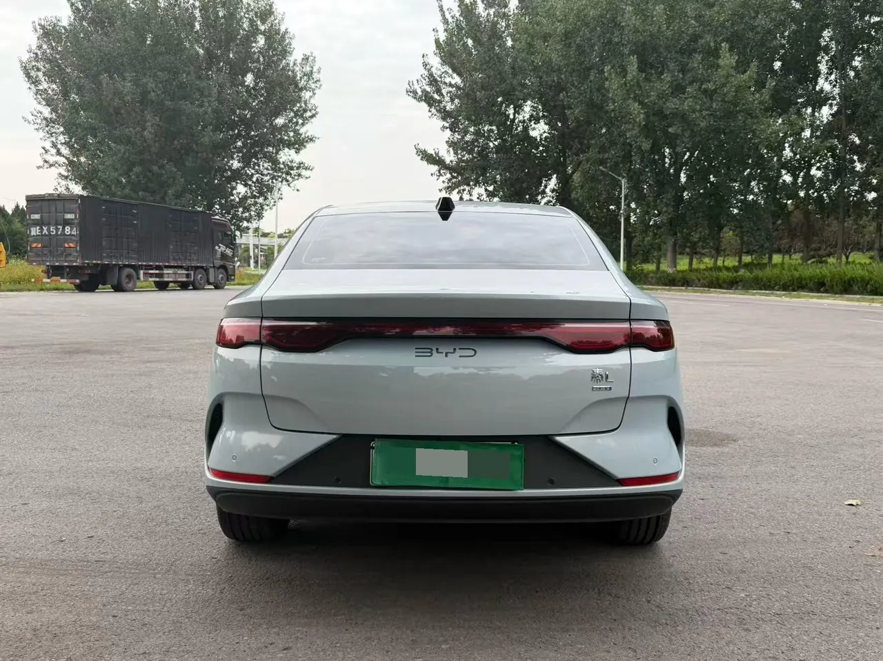 BYD 2025 Qin L EV 545KM Exceed automatic gear 9