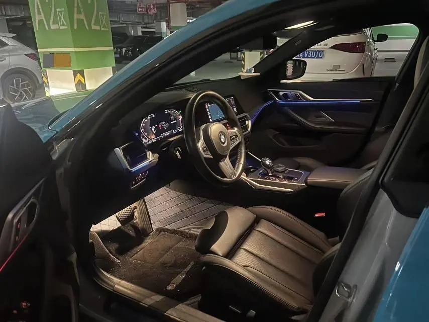 BMW 4 Series (Imported) 2022 425i Four-Door Coupe 2.0T M Sports Obsidian Night Suit Automatic Gear 2