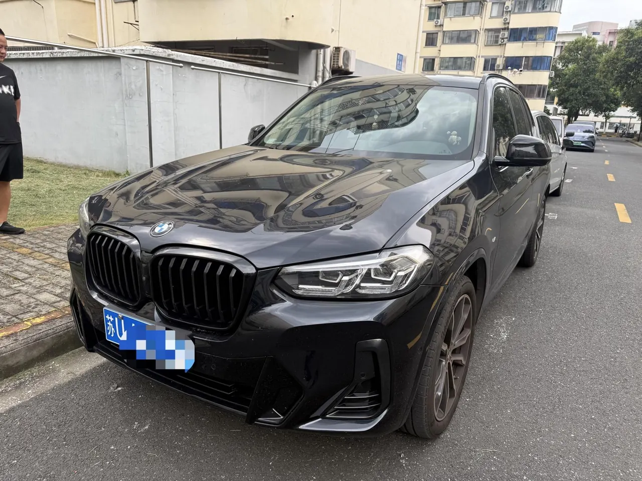 BMW 2022 X3 xDrive30i 2.0T Leading M Obsidian Night Kit (Changed) Automatic Gear - View 1
