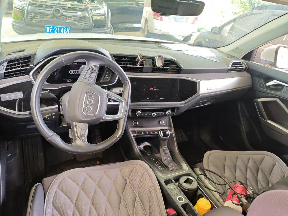 Audi 2023 Q3 1.4TFSI 35TFSI Fashion Dynamic Automatic 2