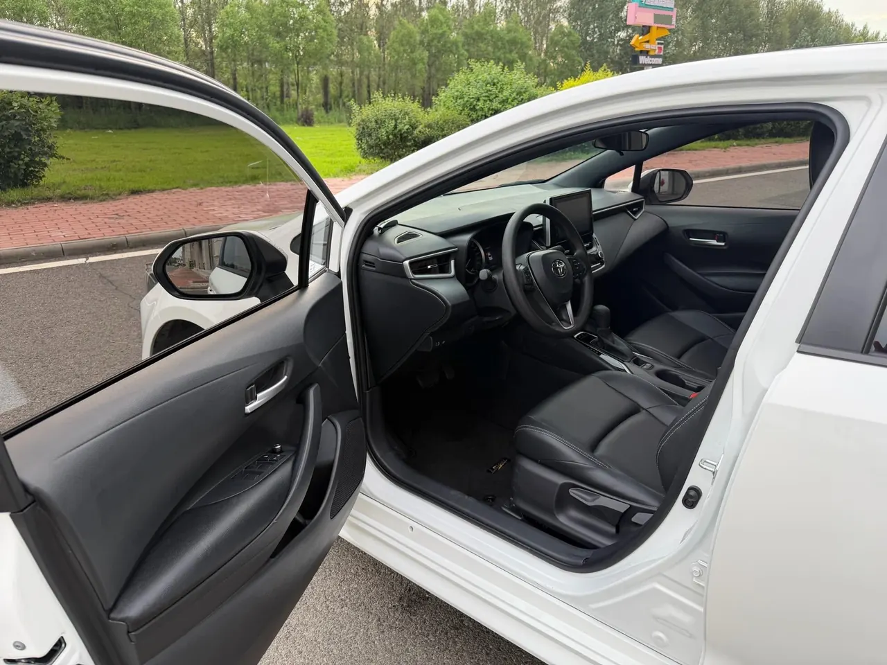Toyota 2023 Lei Ling 1.2T Stepless 185T Deluxe Automatic Gear 7