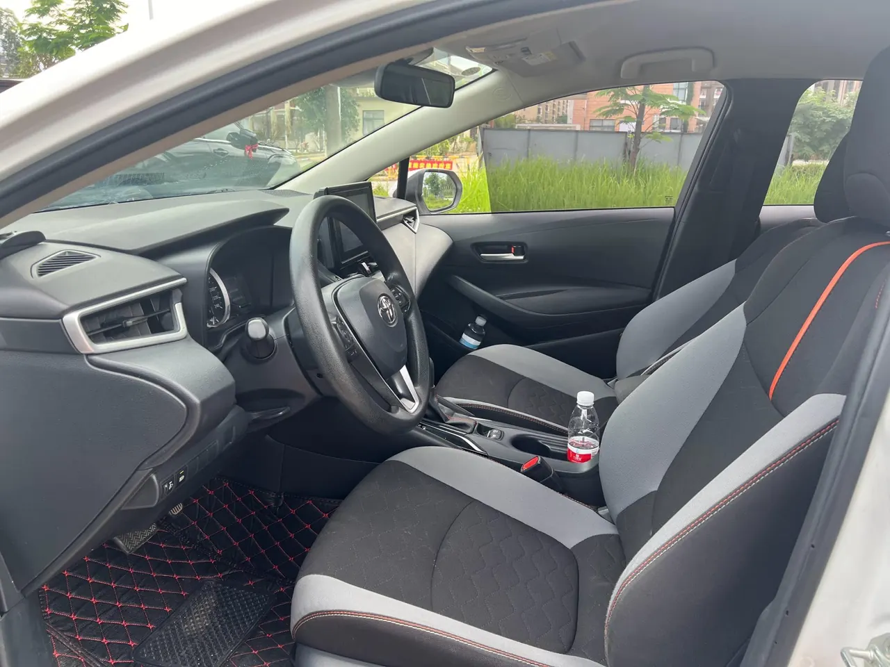 Toyota 2022 corolla 1.2T stepless pioneer PLUS version automatic gear 2