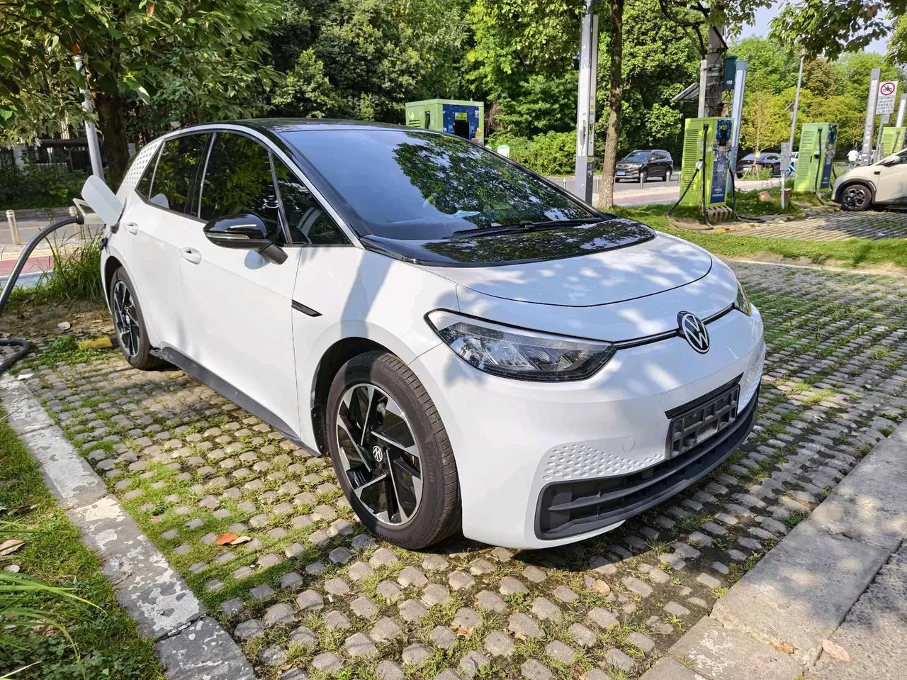 Volkswagen 2023 ID. 3 Upgraded Pure Smart Edition, Automatic Transmission 3