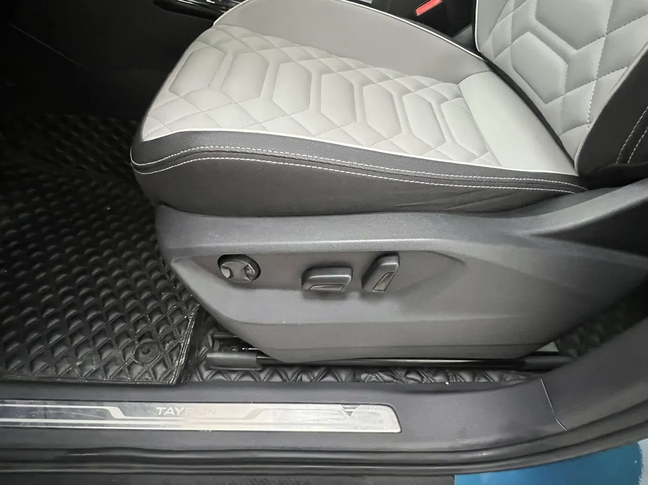 Volkswagen 2023 Tanyue 1.4TSI 280TSI Two-Drive Luxury Plus Advanced Edition Automatic Gear 9