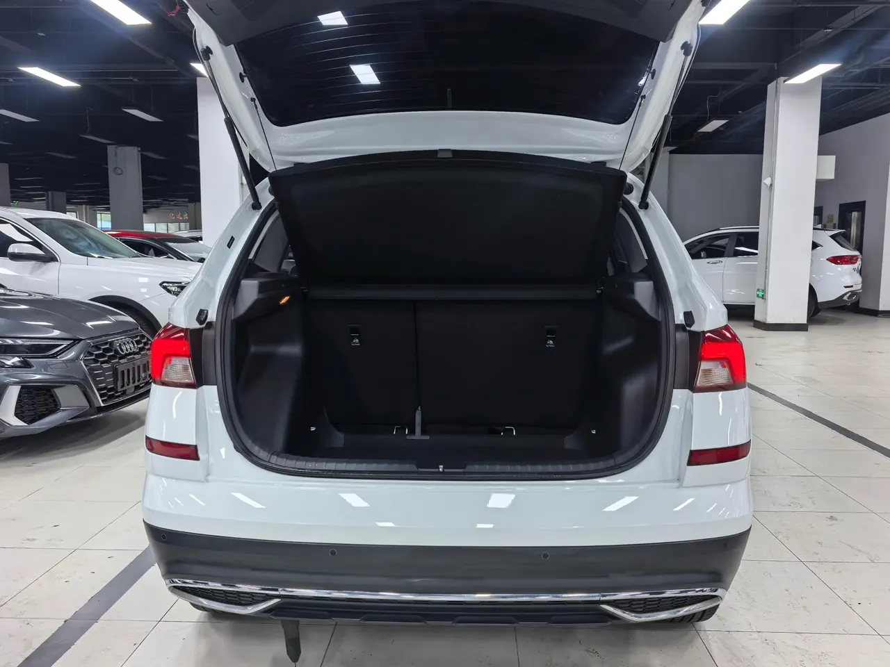 Skoda 2023 Comic 1.5 Comfortable Edition (Modified) Automatic Gear 16