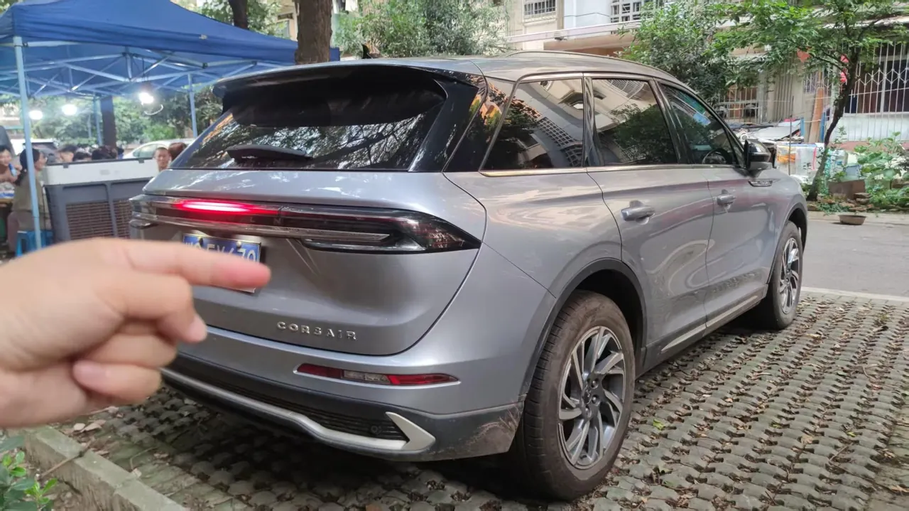 Lincoln 2023 adventurer 2.0T two-wheel drive exclusive edition automatic gear 3