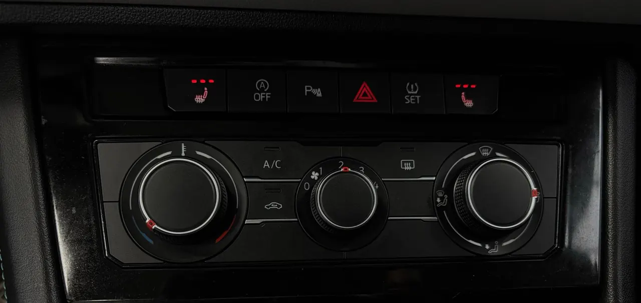 Jetta 2022 Jetta VS5 1.4TSI 280TSI high-gloss glory automatic transmission 12
