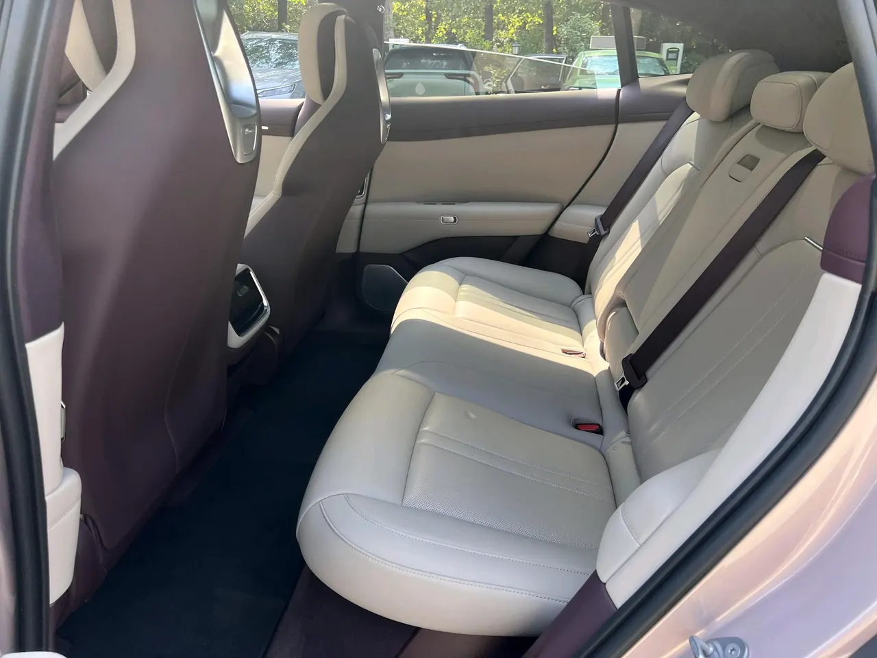 MI 2025 YU7 Long Endurance Rear Drive Automatic Gear 5