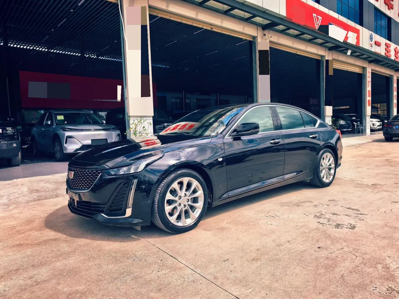 Open image lightbox: Cadillac 2022 CT5 2.0T 28T luxury automatic gear