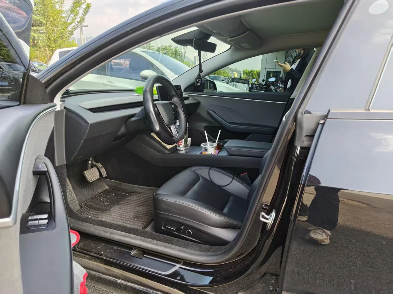 Tesla 2023 Model 3 Rejuvenation Edition Rear Wheel Drive Automatic Transmission 3