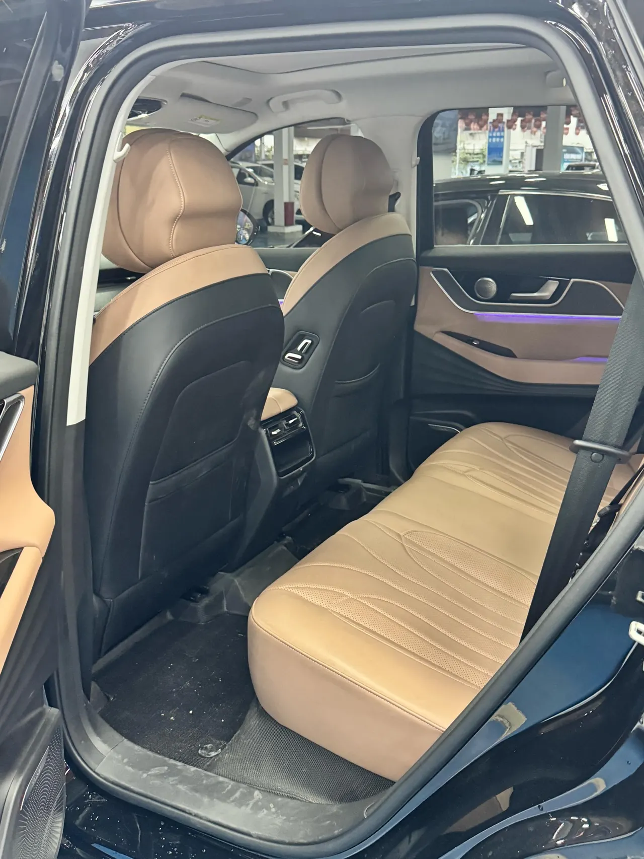Chery 2024 Ruihu 8 L 2.0T Two-Drive Standard Edition 5-seat Automatic Gear 4