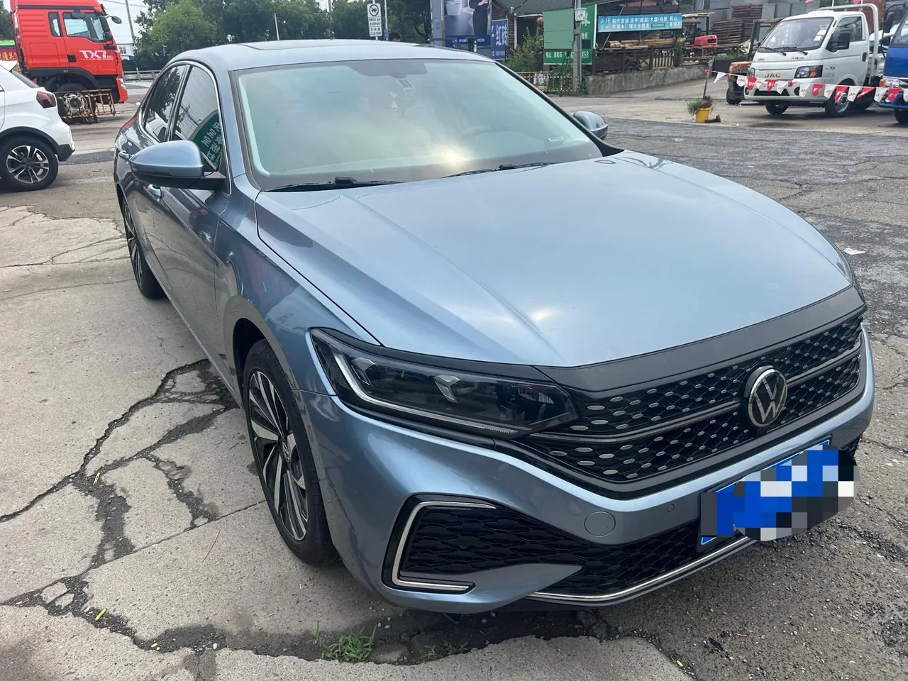 Volkswagen 2022 Passat 2.0TSI 330TSI Star Elite Edition Automatic Gear 3