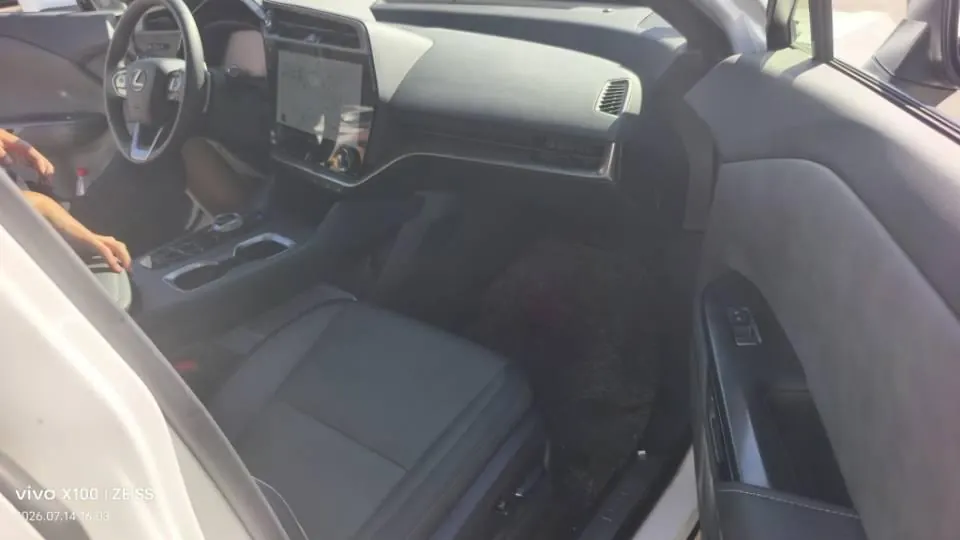 Lexus RZ New Energy (Imported) 2023 RZ 450e Four-wheel Drive Vertical Edition Automatic Gear 8