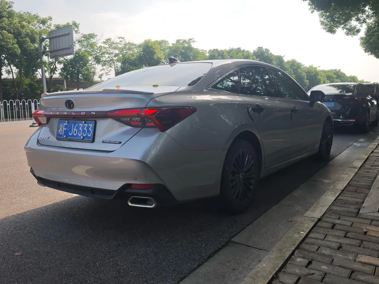 Toyota 2022 Asian Dragon 2.5 Touring Premium Edition Automatic 3