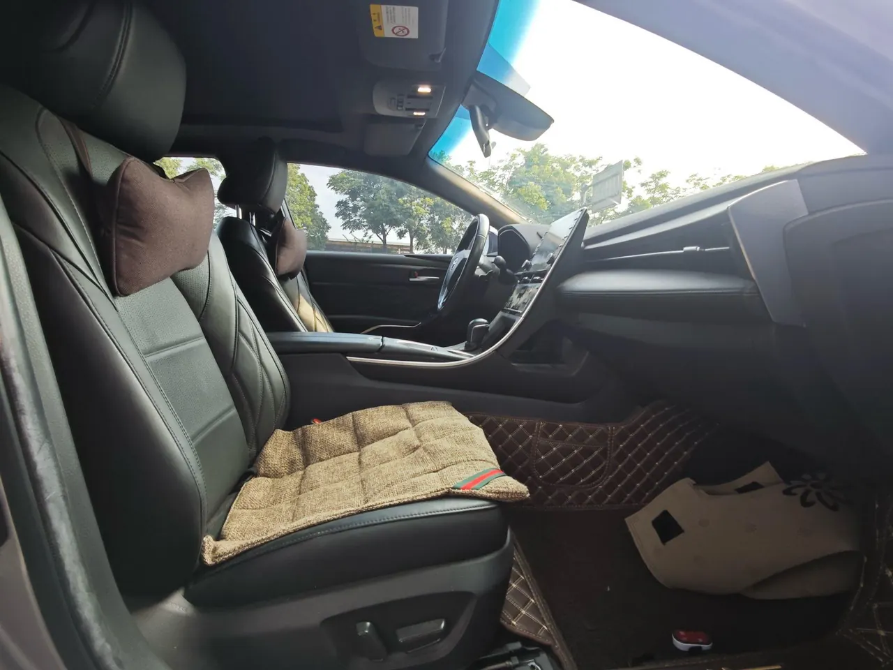 Toyota 2022 Asian Dragon 2.5 Touring Premium Edition Automatic 7