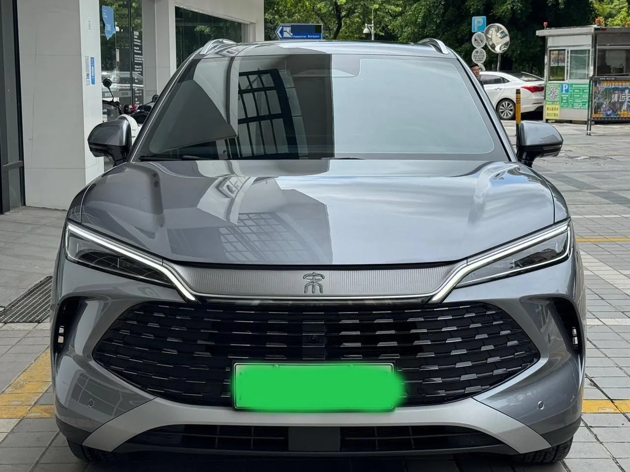 BYD 2025 Song L DM-i 1.5 Stepless Smart Driving Edition 160km Exceed Automatic Transmission 3